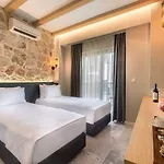 Otel Isola 12 Kaş