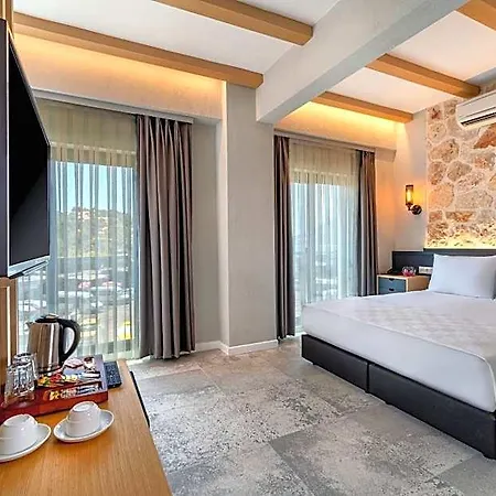 Hotel Isola 12 *